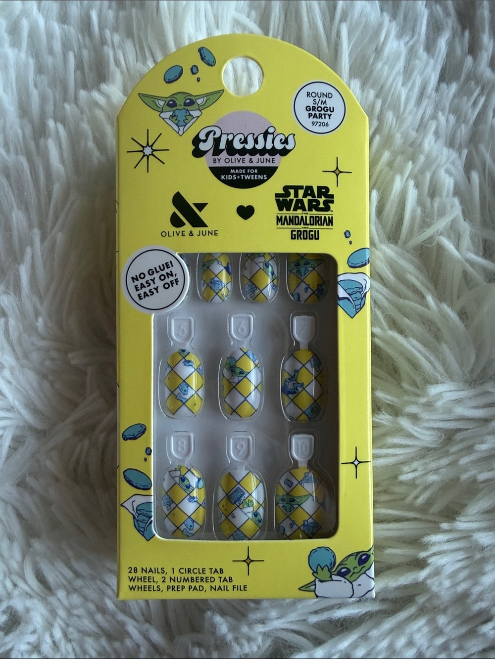 Olive & June Pressies Star Wars Grogu Party Press-On Nails